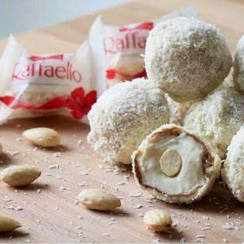 raffaello-ferrero-ไวท์ช็อกโกแลตเคลือบมะพร้าว-สอดไส้อัลมอนด์-มี-23-ชิ้น