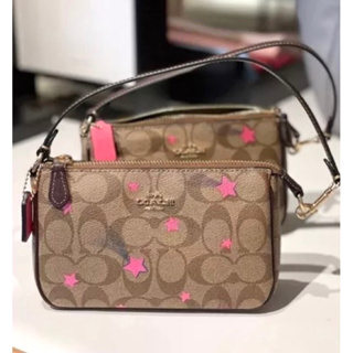 (ผ่อน0%) กระเป๋าคล้องแขน COACH NOLITA 19 IN SIGNATURE CANVAS WITH DISCO STAR PRINT C7294 ลายซีสีน้ำตาล ลายดาวชมพู 7 นิ้ว