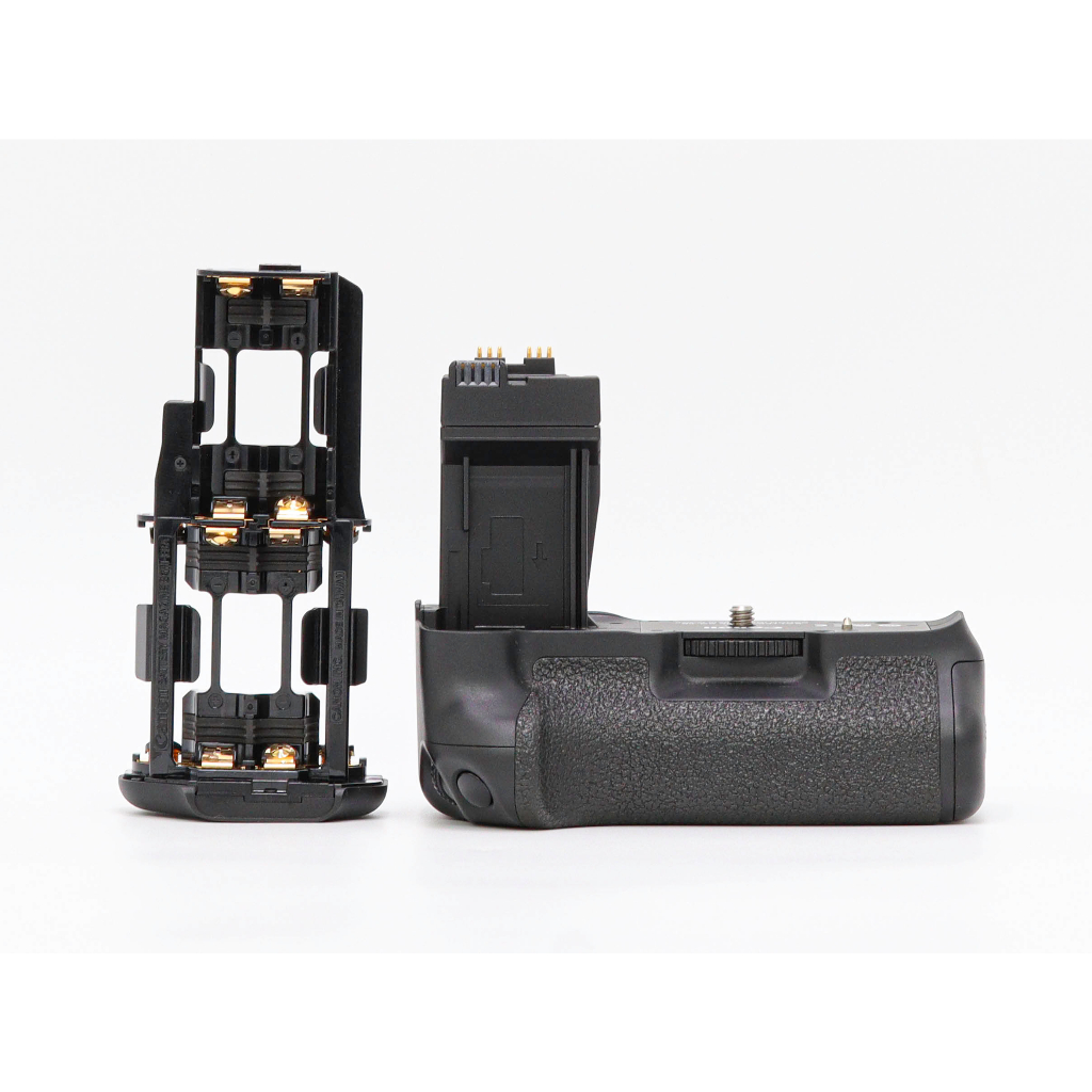 Battery Grip DSTE BG-E8 Per Canon 550D/600D/650D/700D Con 2 Batterie LP-E8 E Caricatore USB