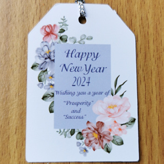 ป้ายTag  Happy new year 2024 ขนาด4x6cm พร้อมเชือก