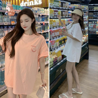 พร้อมส่ง เสื้อยืดสกีนลายหน้าหลัง ยืดคอกลม ผ้านิ่มใส่สบาย ลายแฟชั่นวินเทจ TS1046