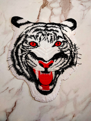 ตัวรีดติดเสื้อขนาดใหญ่ TIGER แจ๊คเก็ต อาร์ม  ยีนส์ Hipster Embroidered Iron on Patch  DIY