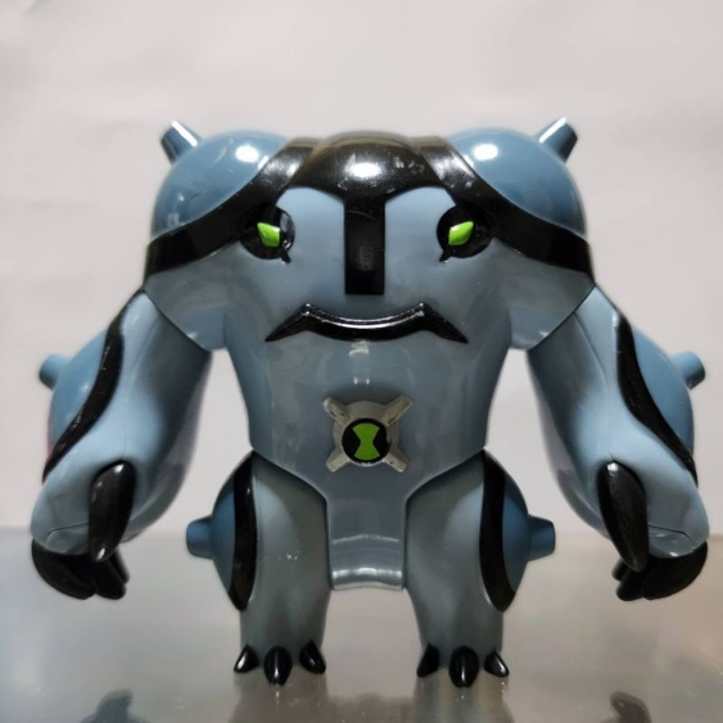 เบ็นเท็น-อัลติเมทเเคนน่อนโบล-ben10-ultimate-cannonbolt