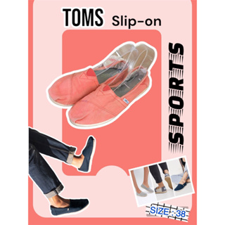 รองเท้าสลิปออน TOMS / Slip-on สีแดงส้มโอรส / Size : 38 (มือสอง)