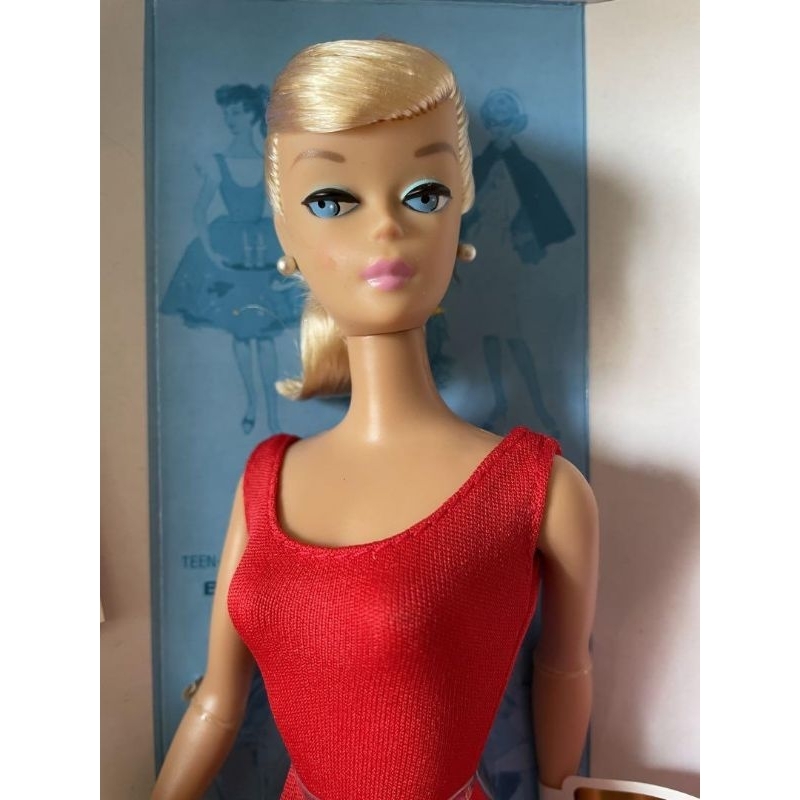 barbie-my-favorite-swirl-ponytail-collector-doll-1964-ขายตุ๊กตาบาร์บี้-swirl-ponytail-1964-สินค้าพร้อมส่ง