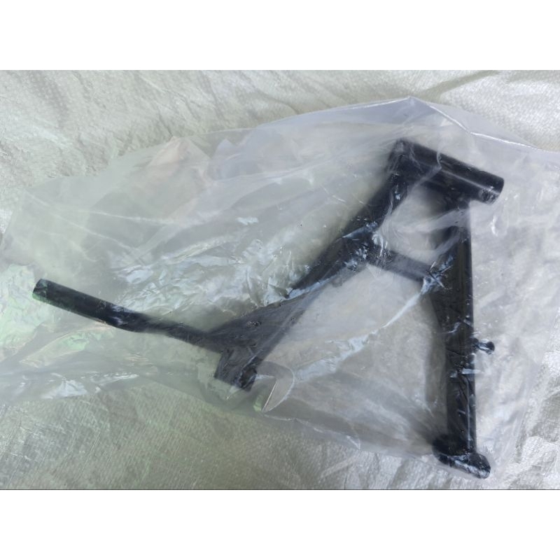 ขาตั้งคู่-suzuki-คริสตัล-crytal-rc110k-แท้ศูนย์-42100-31c01t019