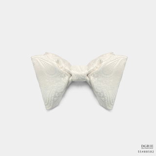 White Paisley Moth Butterfly Silk Bowtie - โบว์ไทผ้าไหมปีกผีเสื้อสีขาวลายลูกน้ำ