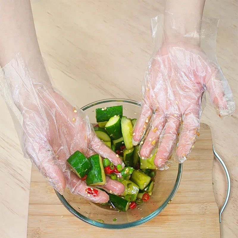 ถุงมือพลาสติก-100-ชิ้น-แบบใช้แล้วทิ้ง-ถุงมืออเนกประสงค์-ถุงมือใช้แล้วทิ้ง-ถุงมือทำอาหาร