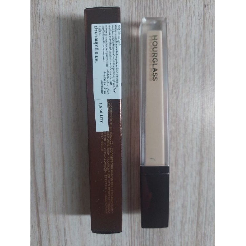 hourglass-concealer-สี-fawn-คอลซีลเลอร์