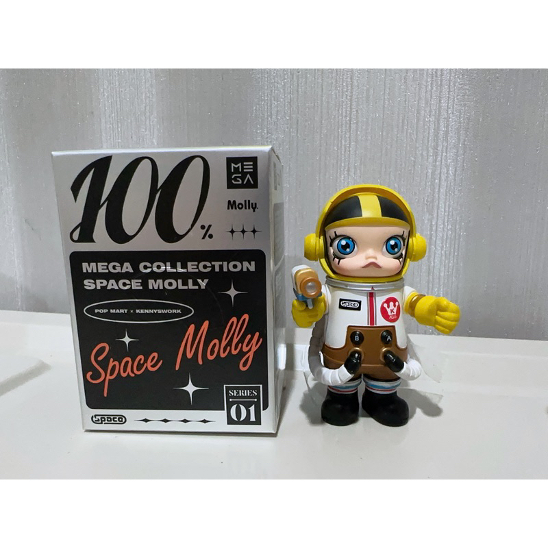 พร้อมส่ง POP MART MEGA SPACE MOLLY 100% SERIES care bear cry baby dimoo ...