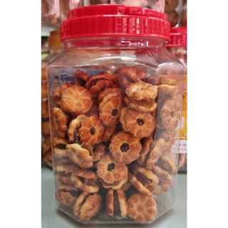 ขนมปังไส้สัปปะรด ขนมขวดโหล อร่อยพอดีคำ