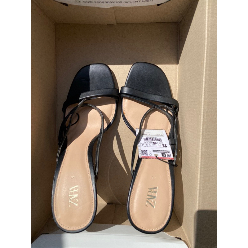 zara-sandals-with-contrast-round-heel-size-38-full-price-2-290-baht