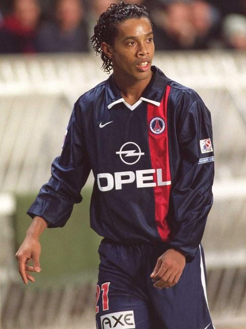 ชื่ออเบอร์-ติด-ronaldinho-21-psg-home-2000-03-full-option-france-league-patch