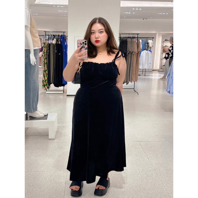 black-velvet-dress-plussize