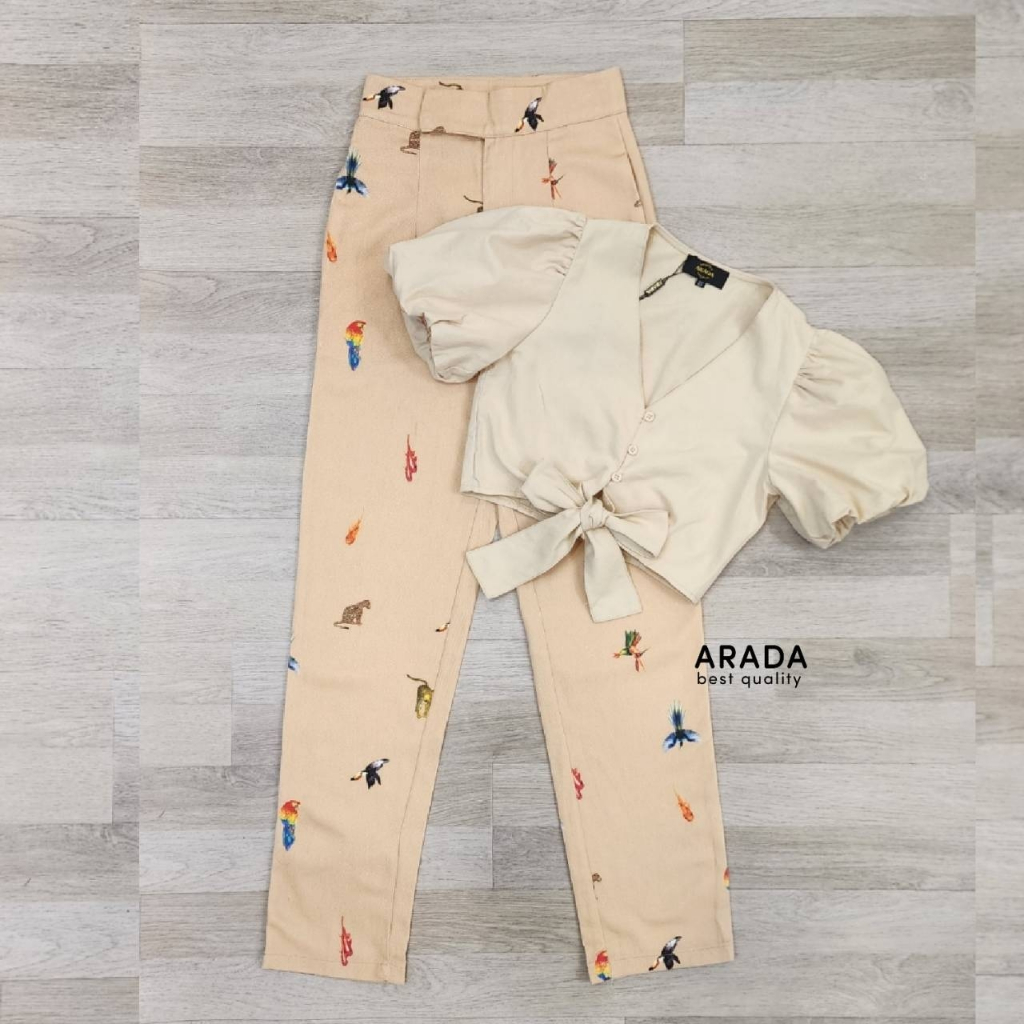 arada-ชุดเซตเสื้อ-กางเกงยีนขายาว-รบกวนเช็คสต๊อกก่อนกดสั่งซื้อ