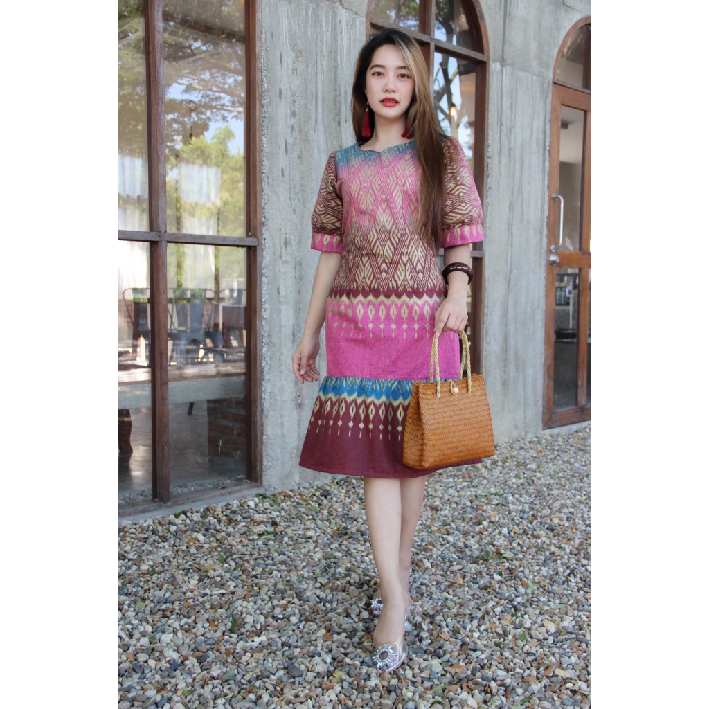 เดรสผ้าไทยยาวใส่ทำงาน ผ้าฝ้ายเชียงใหม่100% ไซส์40-52นิ้ว ทรงสวยไม่กลัวอ้วน มุมมองที่ 4