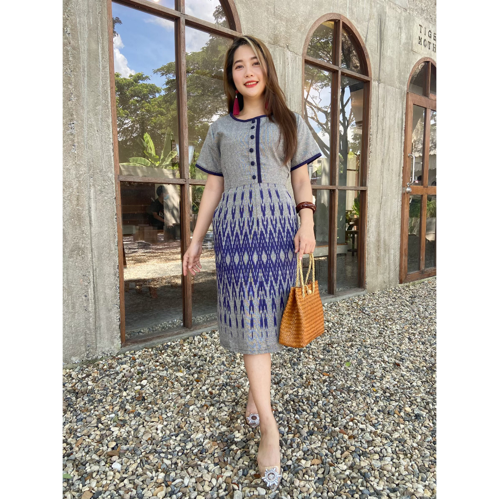 เดรสผ้าไทยยาวใส่ทำงาน ผ้าฝ้ายเชียงใหม่100% ไซส์40-52นิ้ว ทรงสวยไม่กลัวอ้วน มุมมองที่ 6