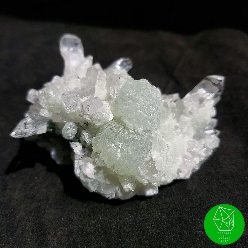 ผลึกแร่ธรรมชาติ-prehnite-epidote-quartz