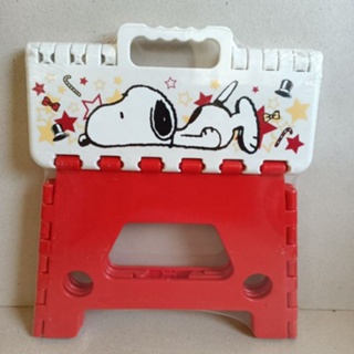 เก้าอี้พับ ลาย สนู๊ปปี้ (SNoopy) ขนาดตอนกางเป็นเก้าอี้ สูงจากพื้น 23cm ขนาดหน้าเก้าอี้ 28.5x25cm