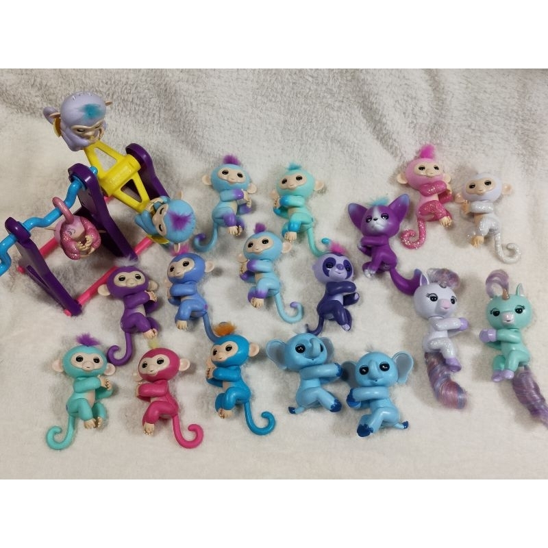 📌แท้💥ของเล่นมือสอง💥 Fingerlings ลิงเกาะนิ้ว และเพื่อนๆ | Shopee Thailand