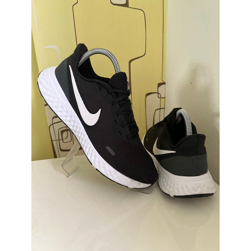 รองเท้า-nike-revolution-5-size-41