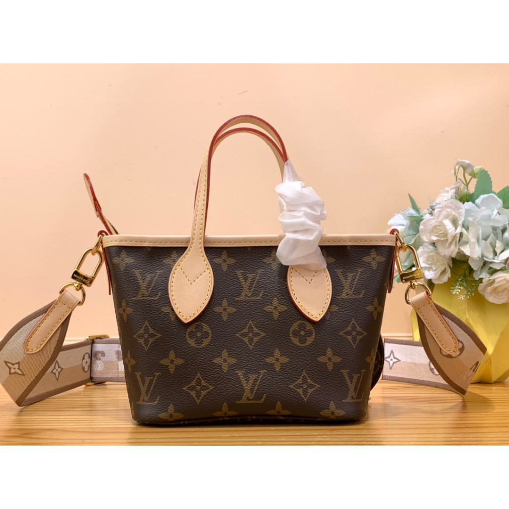 พรี-ราคา6800-lv-louis-vuitton-neverfull-m46705-หนังแท้-กระเป๋าสะพายข้าง-กระเป๋าสะพาย24x9x14cm