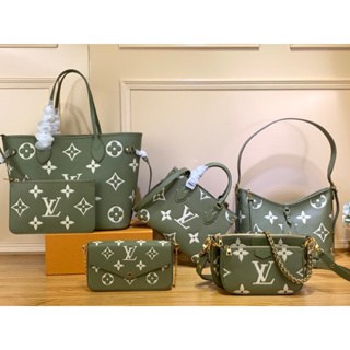 พรี​ ราคา5800 Lv Louis Vuitton Pochette Félicie m82480 M61276 หนังแท้ กระเป๋าสะพายข้าง กระเป๋าสะพาย21.0 x 12.0 x 3.0cm