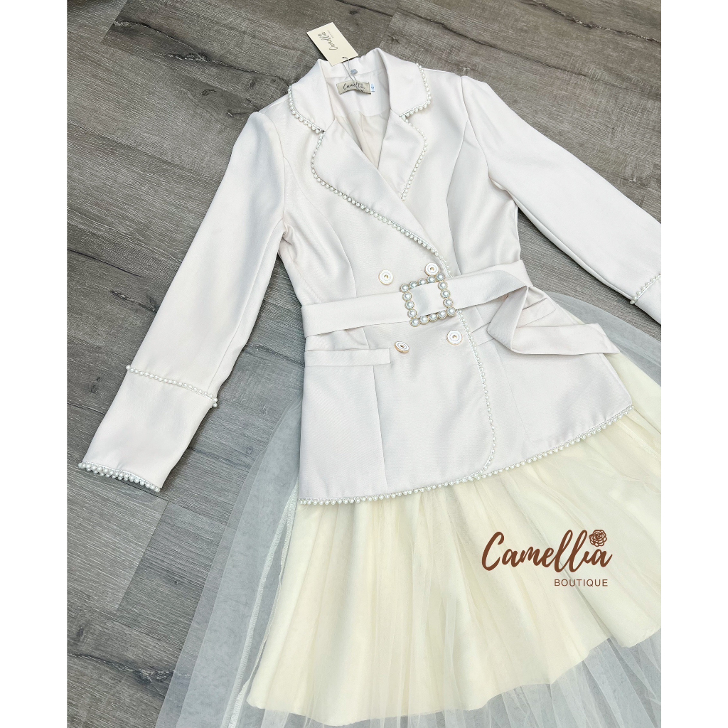 camellia-ชุดset-blazer-แต่งมุกที่ปกเสื้อสีครีม-สีดำ-รบกวนเช็คสต๊อกก่อนกดสั่งซื้อ