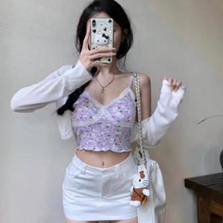diary(bratop677)เสื้อสายเดี่ยว ลายดอกไม้เต็มตัวน่ารัก ดีเทลหน้าวี แต่งลูกไม้ ลุคหวาน