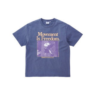 Gramicci เสื้อยืด รุ่น UNISEX MOVEMENST TEE NAVY PIGMENST