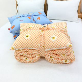 ( พร้อมส่ง ) Wiggle Wiggle Blanket &amp; Pillow Set มี 2 ลาย
