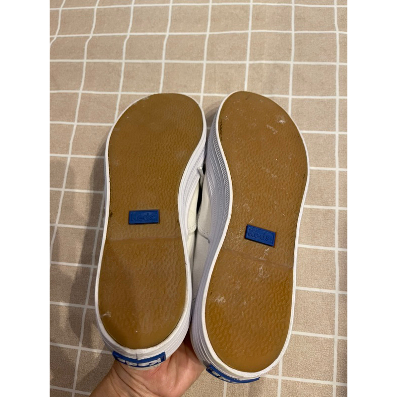 รองเท้าลำลองkeds-มือ2