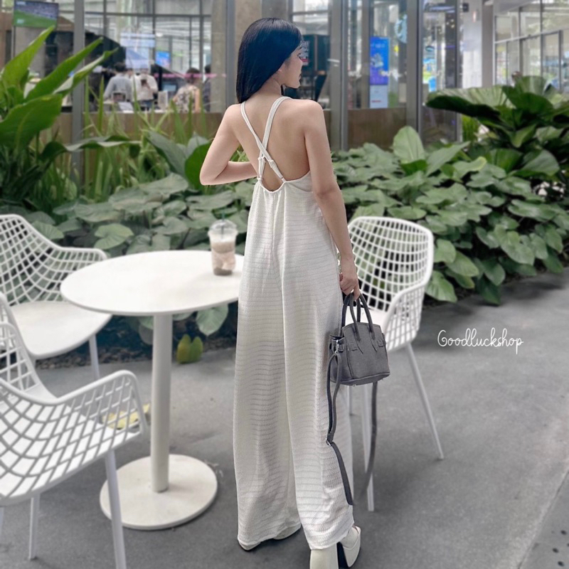 jumpsuit-จั๊มสูทขายาวผ้ายืด-ดีเทลสายไขว์หลังลึก-ปรับขนาดความยาวช่วงตัวได้นะคะ-ผ้าไม่บาง-มีซับใน