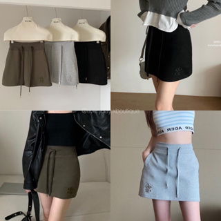 พร้อมส่ง📍ADER SKIRT♾️(S,M 420฿ฟรีส่ง) กระโปรงสั้น มีซับเป็นกางเกงด้านใน ไม่ต้องกลัวโป๊ ผ้าเนื้อดีมาก wg.we