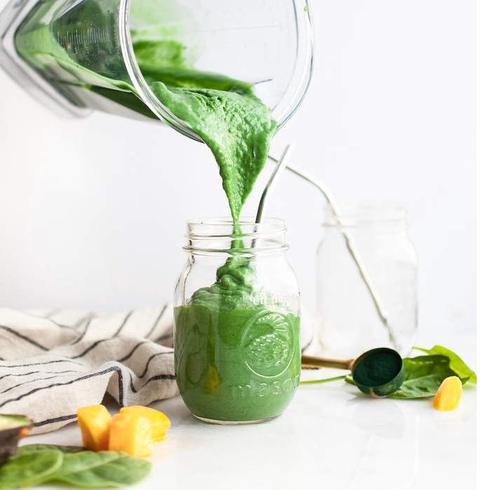 fitfood-spirulina-100g-ผงสาหร่ายสไปรูลิน่า-ผสมเครื่องดื่ม