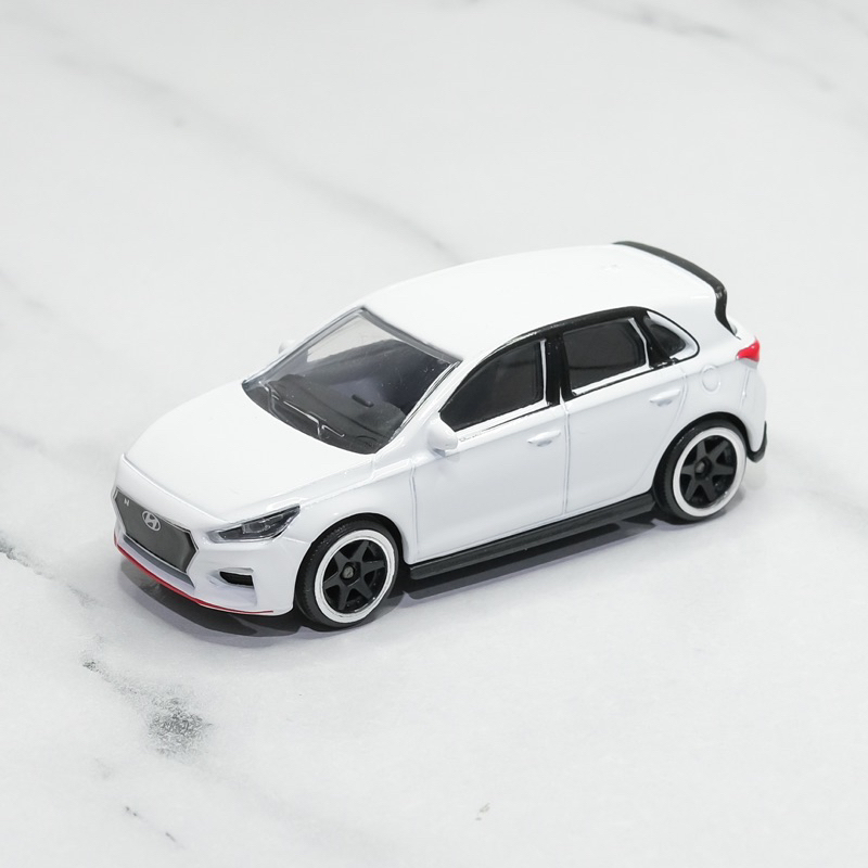 Voiture Miniature Majorette Hyundai I30N Rouge Foncé échelle 1/64 - Neuf Sans Boîte !