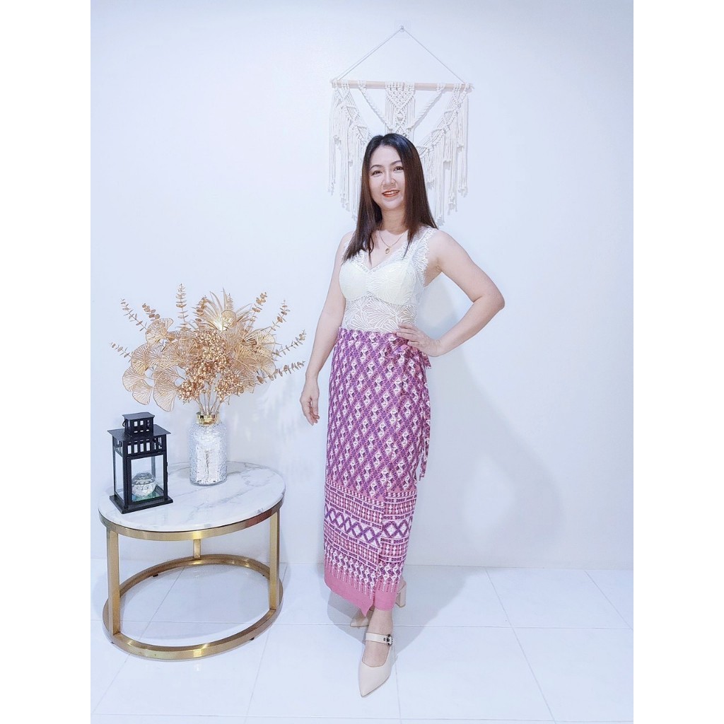 ผ้าถุงสำเร็จลายไทย ย้อมคราม เนื้อนุ่ม ใส่สบาย พร้อมตะขอปรับเอว ส่งจากนครพนม มุมมองที่ 5