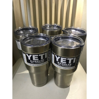 แก้วเก็บความเย็น YETI สีพื้นพร้อมฝา พร้อมส่ง