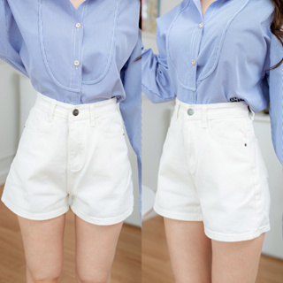 Dewishes 🤍 Mini Short Jeans กางเกงยีนส์ขาสั้น เอวสูง สีขาว