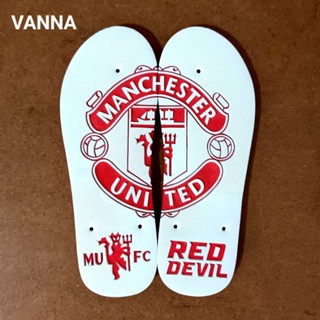 รองเท้าแกะลาย | ลาย Manchester United | ช้างดาว ของแท้ | Handmade | (Pre-พรีออเดอร์)