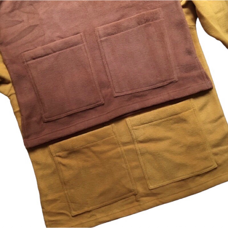 เสื้อแขนยาว-เนื้อผ้าสำลีอย่างดี-เสื้อกันหนาวพระ-มีกระเป๋าซิป-2-ใบ-s-m-l-xl-สีราชนิยม-สีแก่นบวร