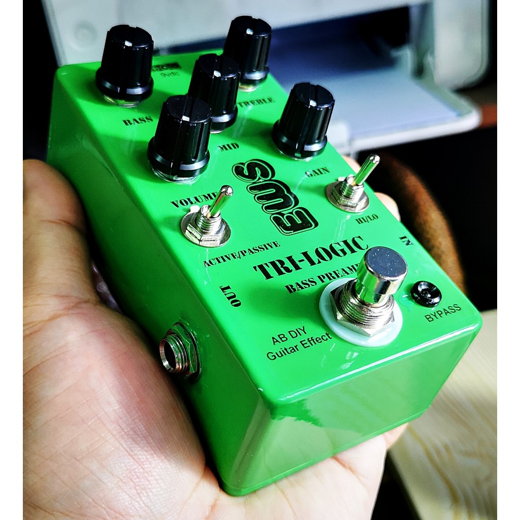ABdiyguitareffect / DIY EWS Tri-Logic Bass Preamp II guitar ABdiyguitareffect / DIY EWS Tri-Logic Bass Preamp II guitar