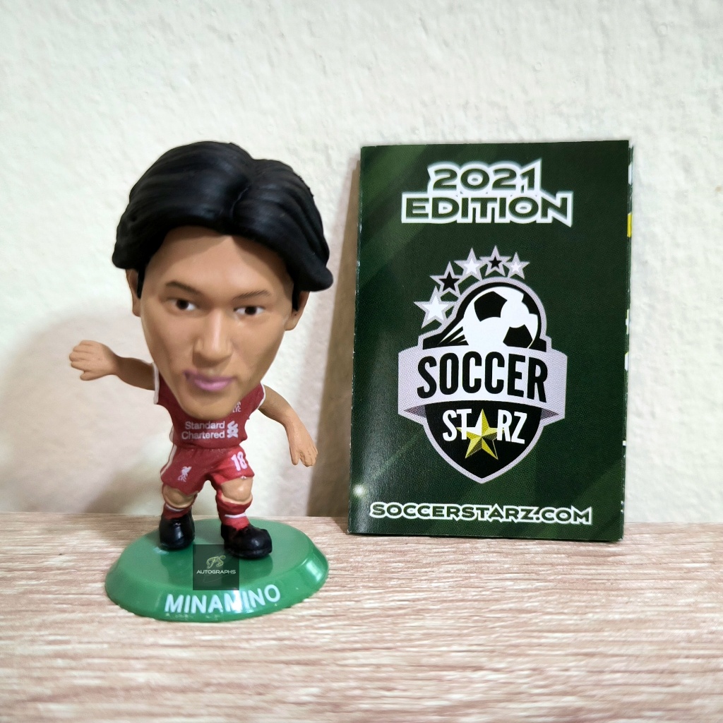 SoccerStarz Liverpool Takumi Minamino Figur – Home Kit 2021, 5 Cm Sammlerfigur Offiziell Lizenziert