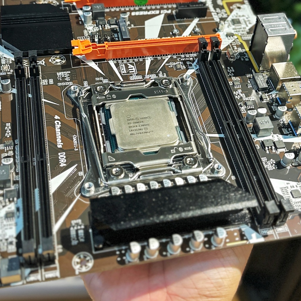 X99 ZX-99EV3 E5-2686V4 E5-2682V4 Set X99 CPU MB Cooler X99 ZX-99EV3 E5-2686V4 E5-2682V4 Set X99 CPU MB Cooler