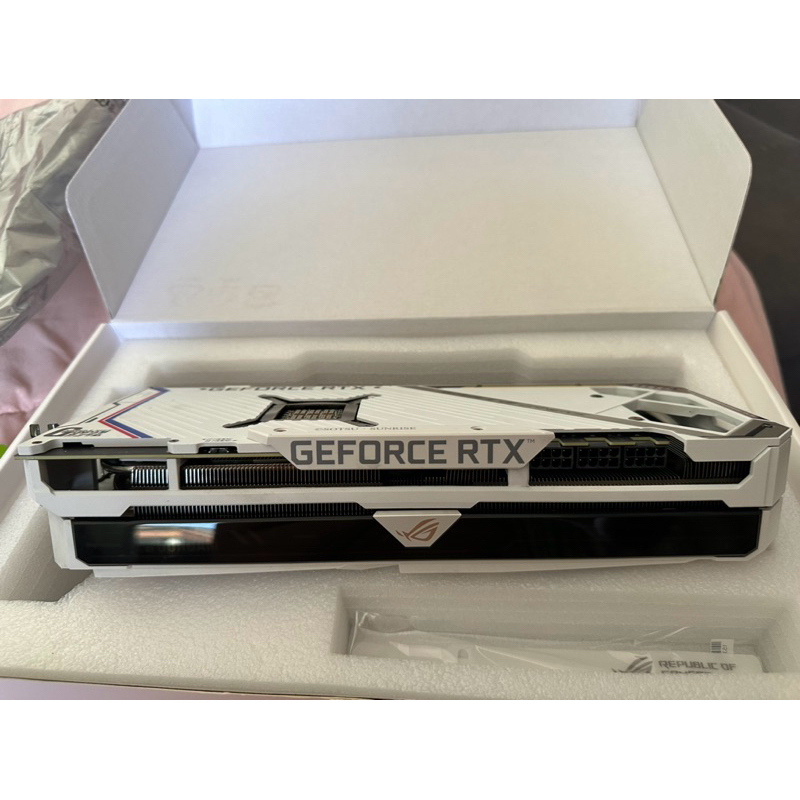 Asus rog 3080 gundum edition | Shopee Thailand