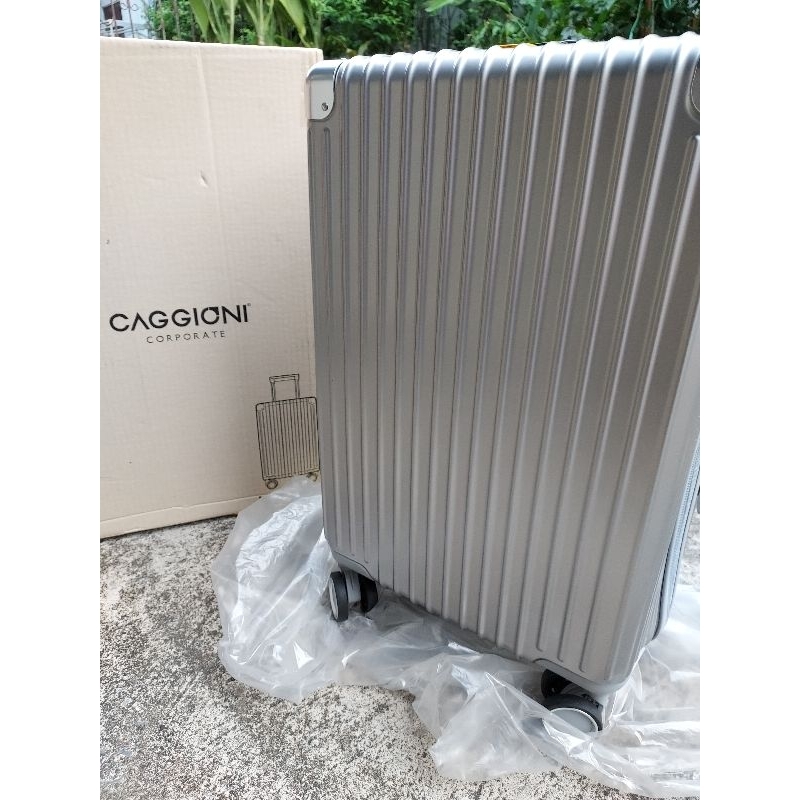 Superior Silver Trolley Bag 20 Edition UOB 2345 R.7 Shopee Thailand