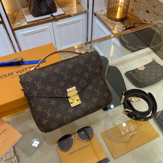 กระเป๋าพร้อมส่งNew Louis Vuitton Pochette metisเทพ