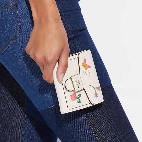 แท้-from-factory-model-c8727-pepper-wallet-with-dreamy-veggie-print