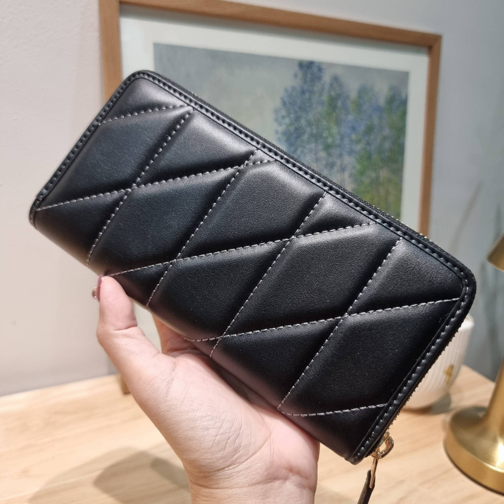 แท้-from-factory-model-c8570-accordion-zip-wallet-with-pillow-quilting