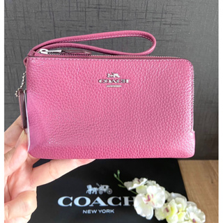 กระเป๋าคล้องมือ COACH 6649 DOUBLE CORNER ZIP WRISTLET สี light raspberry ไซส์ L 2 ซิป 6 นิ้ว หนังแท้